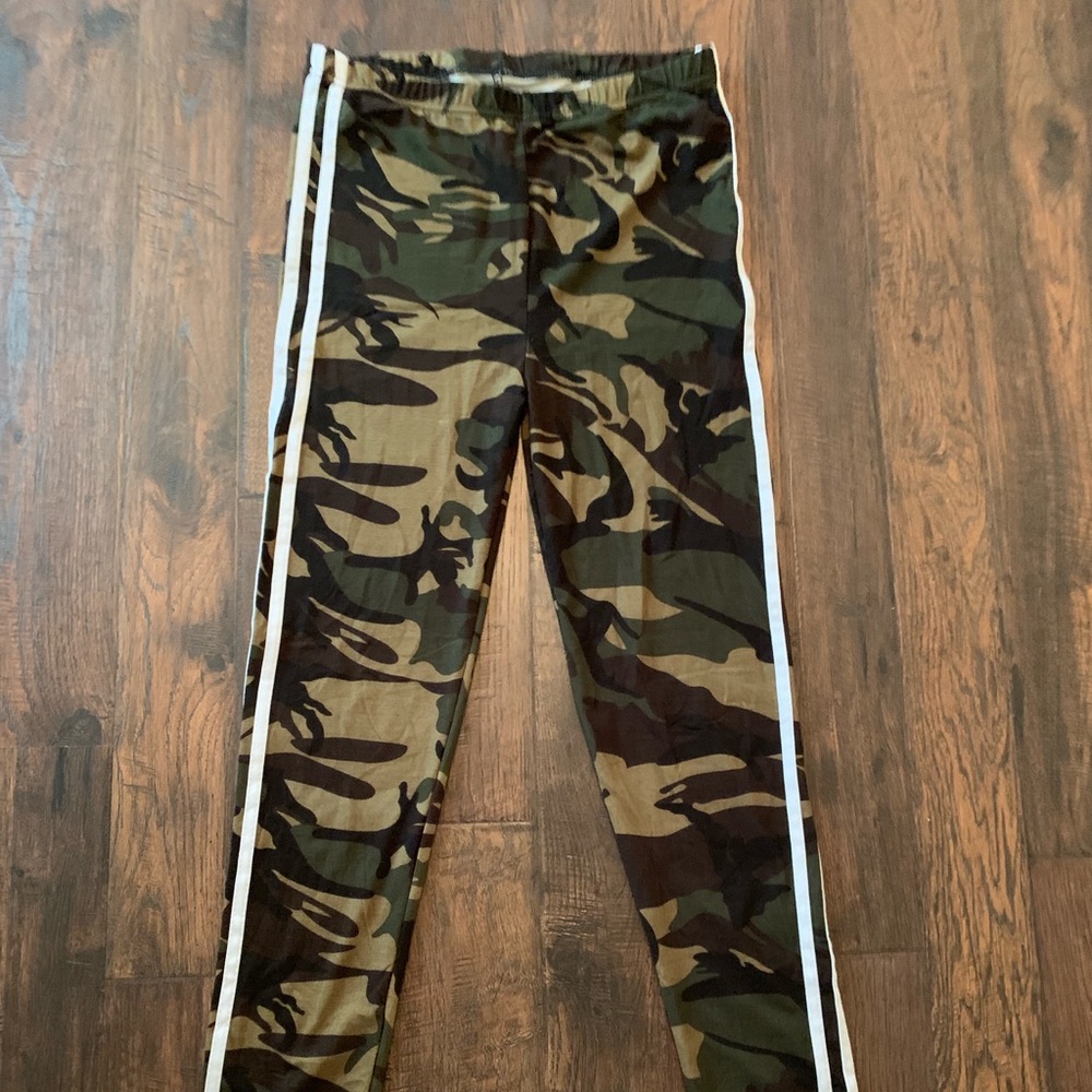 Camo leggings